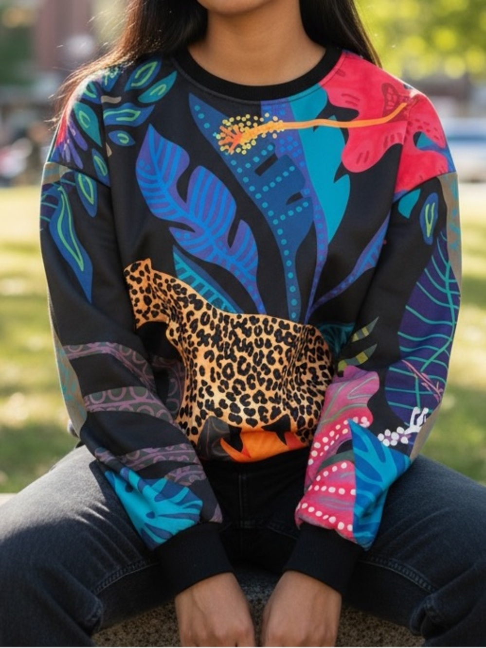 Women’s Leopard Floral Jungle Graphic Pullover Sweatshirt/ Statement Top- Size S